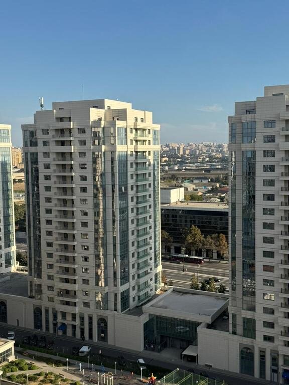 Satılır 4 otaqlı yeni tikili, 172 m², Koroğlu m.-3