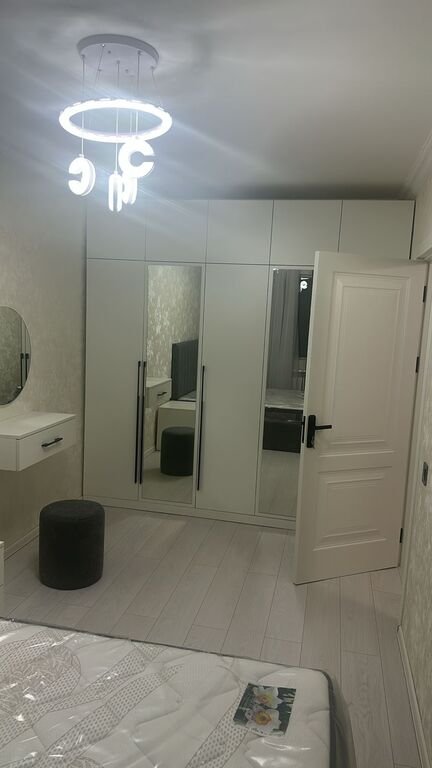 Kirayə verilir 3 otaqlı köhnə tikili, 65 m², Neftçilər m.-10