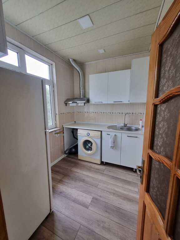 Satılır 2 otaqlı köhnə tikili, 50 m², Azadlıq Prospekti m.-8