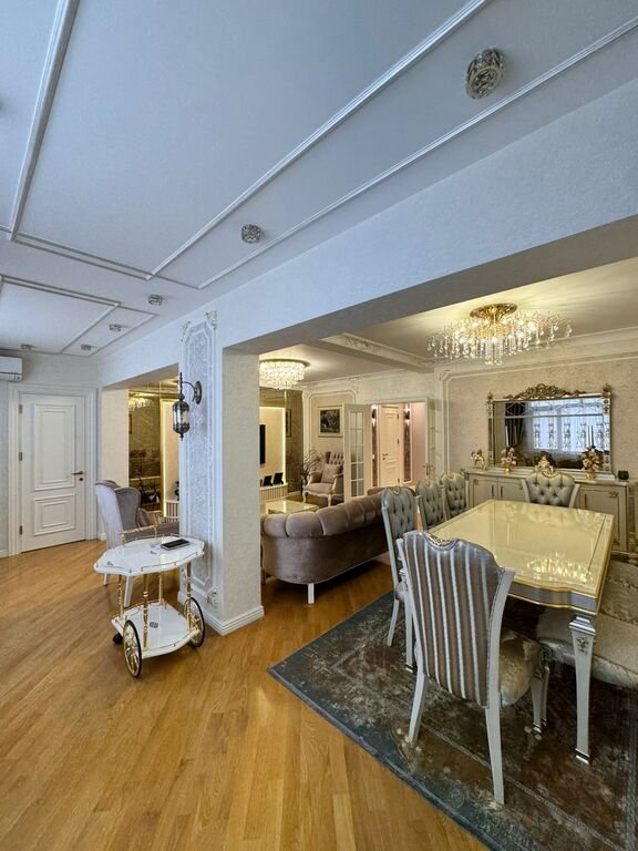 Satılır 4 otaqlı köhnə tikili, 140 m², Gənclik m.-3