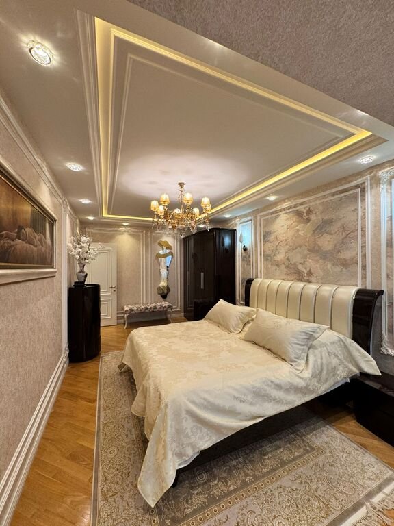 Satılır 4 otaqlı köhnə tikili, 140 m², Gənclik m.-7