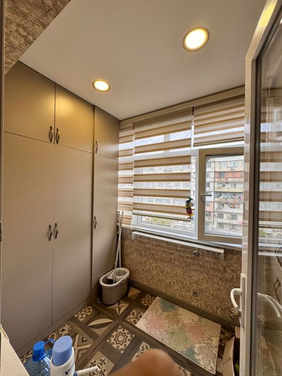 Satılır 4 otaqlı köhnə tikili, 140 m², Gənclik m.-14
