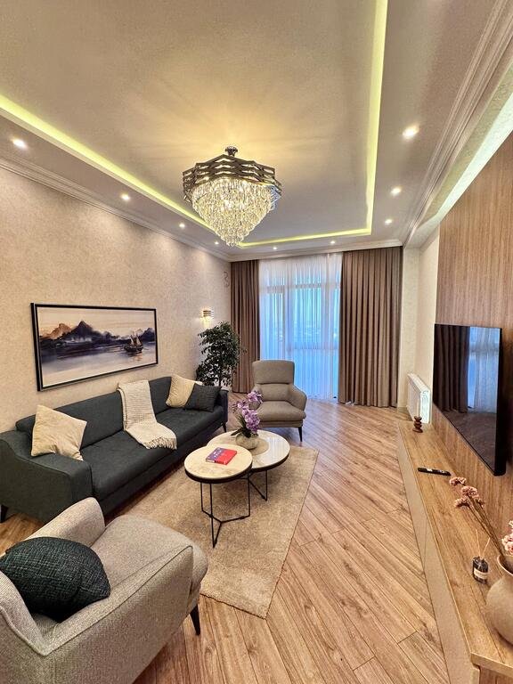 Satılır 3 otaqlı yeni tikili, 104 m², Azadlıq Prospekti m.-2
