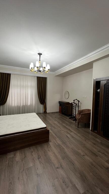 Kirayə verilir 4 otaqlı yeni tikili, 168 m², Xətai-1