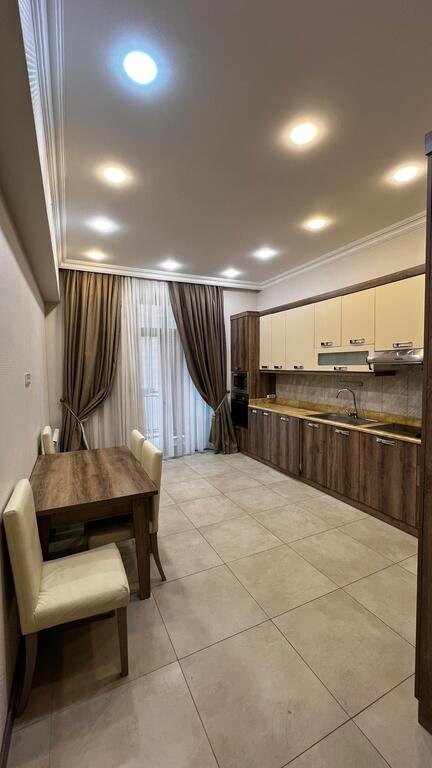 Kirayə verilir 4 otaqlı yeni tikili, 168 m², Xətai-7