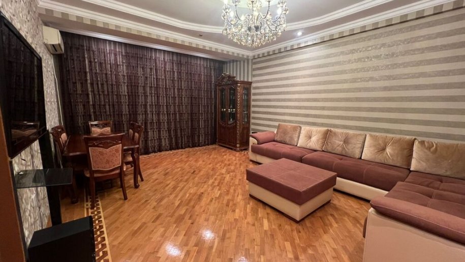 Satılır 3 otaqlı yeni tikili, 90 m², Azadlıq Prospekti m.-1