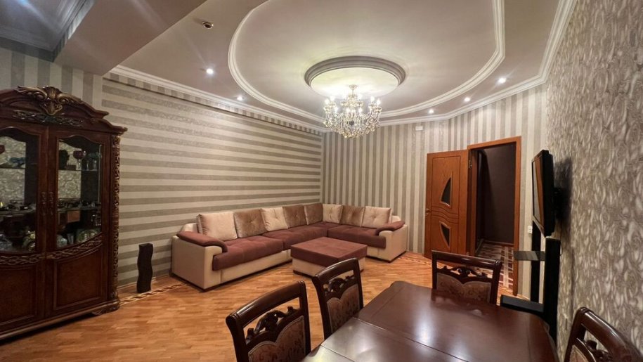 Satılır 3 otaqlı yeni tikili, 90 m², Azadlıq Prospekti m.-2