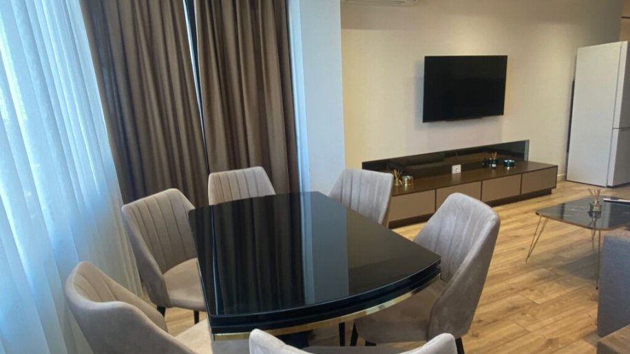 Kirayə verilir 2 otaqlı yeni tikili, 70 m², 8 noyabr-2