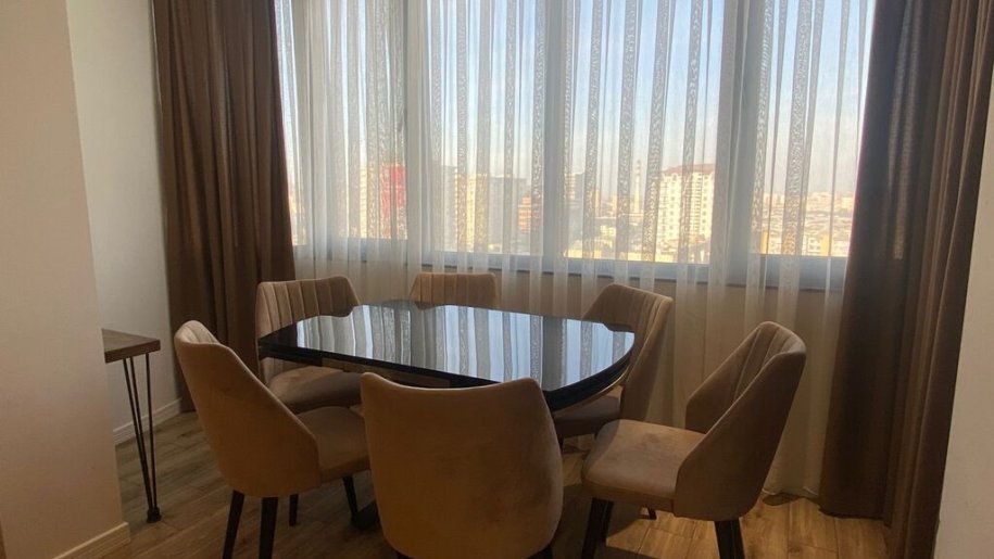 Kirayə verilir 2 otaqlı yeni tikili, 70 m², 8 noyabr-5