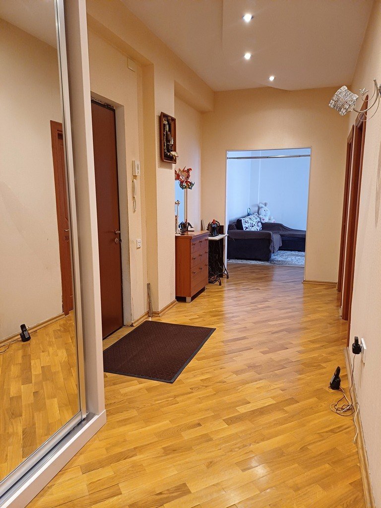 Satılır 3 otaqlı yeni tikili, 90 m², İnşaatçılar m.-2