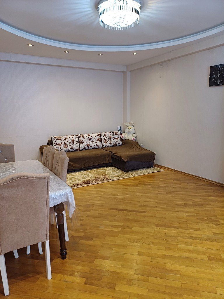 Satılır 3 otaqlı yeni tikili, 90 m², İnşaatçılar m.-3