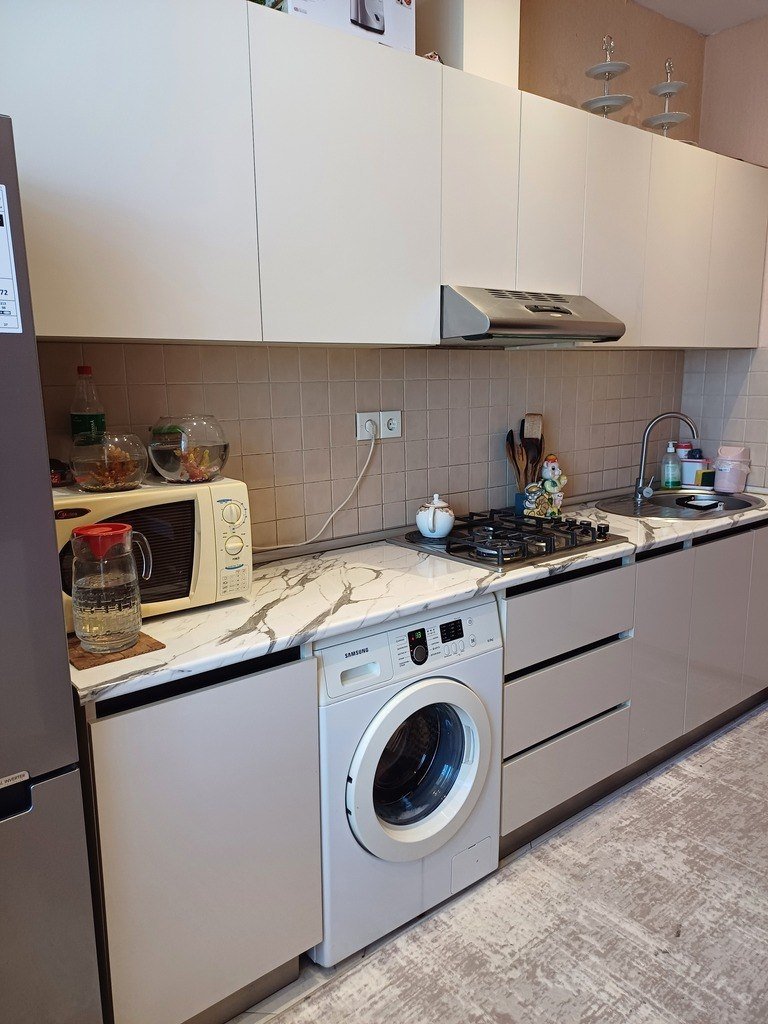 Satılır 3 otaqlı yeni tikili, 90 m², İnşaatçılar m.-8