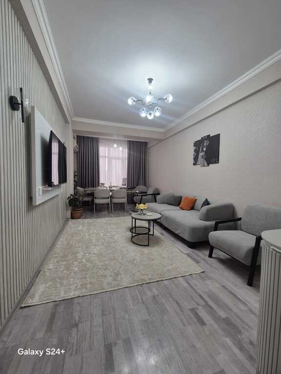 Satılır 3 otaqlı yeni tikili, 105 m², İnşaatçılar m.-2