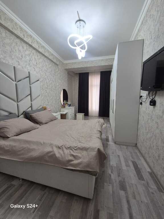 Satılır 3 otaqlı yeni tikili, 105 m², İnşaatçılar m.-5