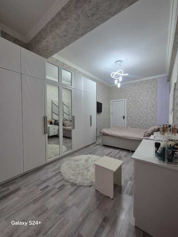 Satılır 3 otaqlı yeni tikili, 105 m², İnşaatçılar m.-6