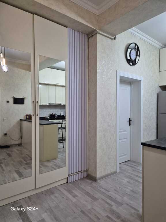 Satılır 3 otaqlı yeni tikili, 105 m², İnşaatçılar m.-9