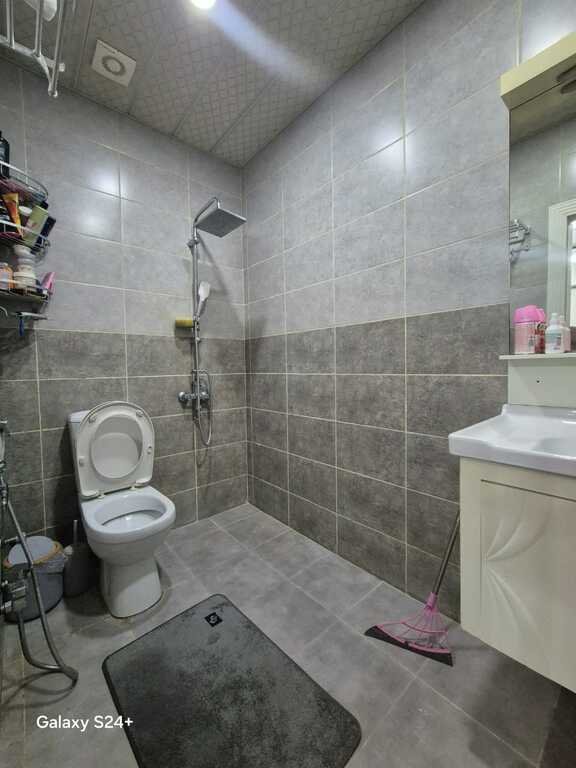Satılır 3 otaqlı yeni tikili, 105 m², İnşaatçılar m.-12