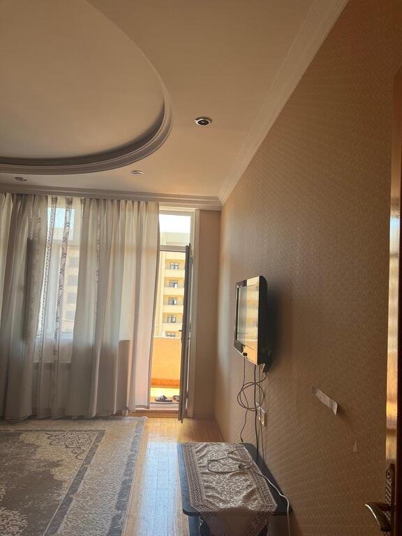 Kirayə verilir 2 otaqlı yeni tikili, 95 m², Həzi Aslanov m.-2