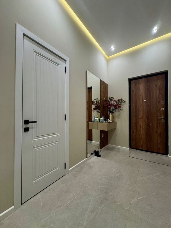 Kirayə verilir 3 otaqlı yeni tikili, 90 m², 28 May m.-10