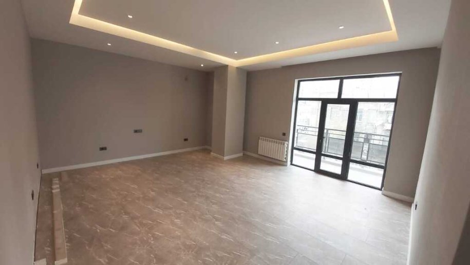 Satılır 3 otaqlı yeni tikili, 124 m², 28 May m.-6