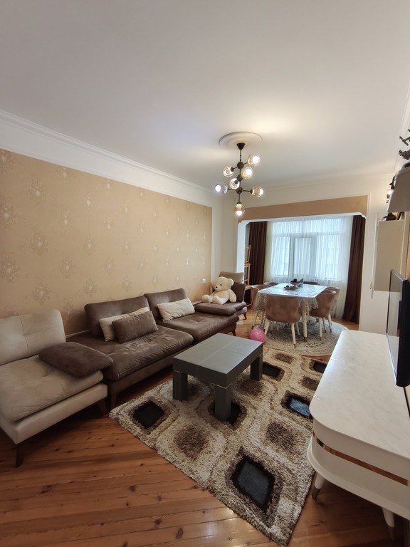 Satılır 3 otaqlı köhnə tikili, 90 m², Əhmədli m.-1