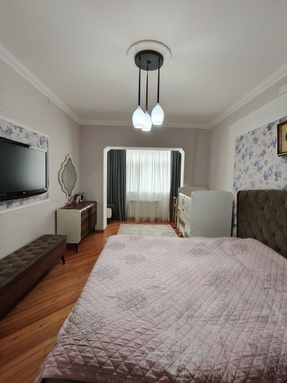 Satılır 3 otaqlı köhnə tikili, 90 m², Əhmədli m.-16