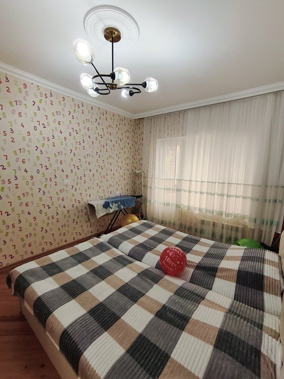 Satılır 3 otaqlı köhnə tikili, 90 m², Əhmədli m.-22