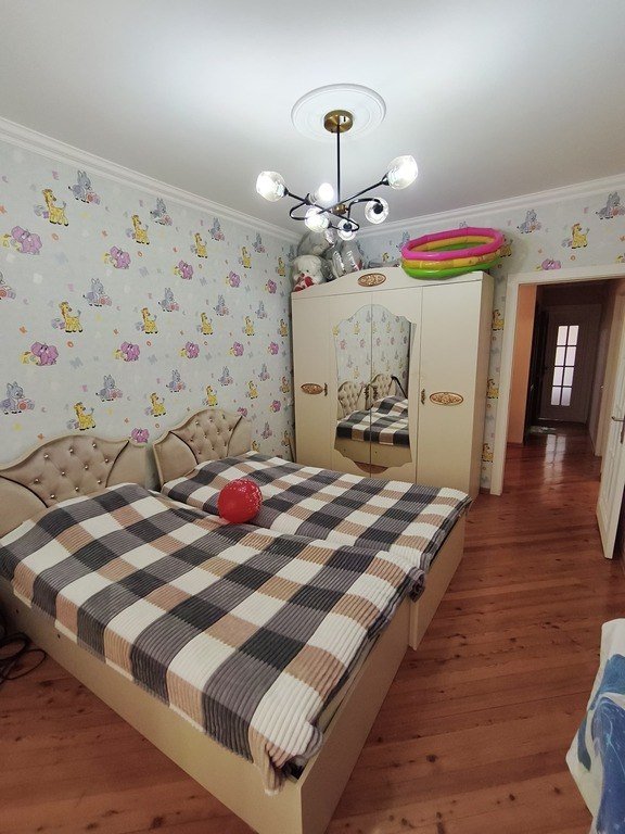 Satılır 3 otaqlı köhnə tikili, 90 m², Əhmədli m.-23
