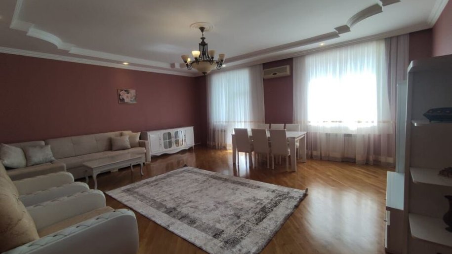 Kirayə verilir 3 otaqlı yeni tikili, 138 m², Nizami m.-3