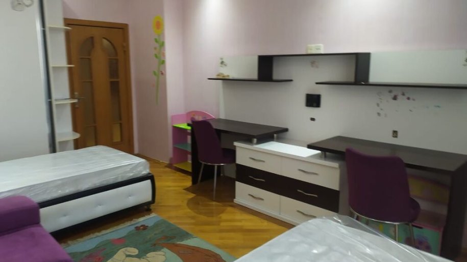 Kirayə verilir 3 otaqlı yeni tikili, 138 m², Nizami m.-4