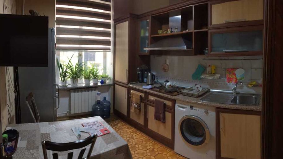 Kirayə verilir 2 otaqlı köhnə tikili, 55 m², 28 May m.-14