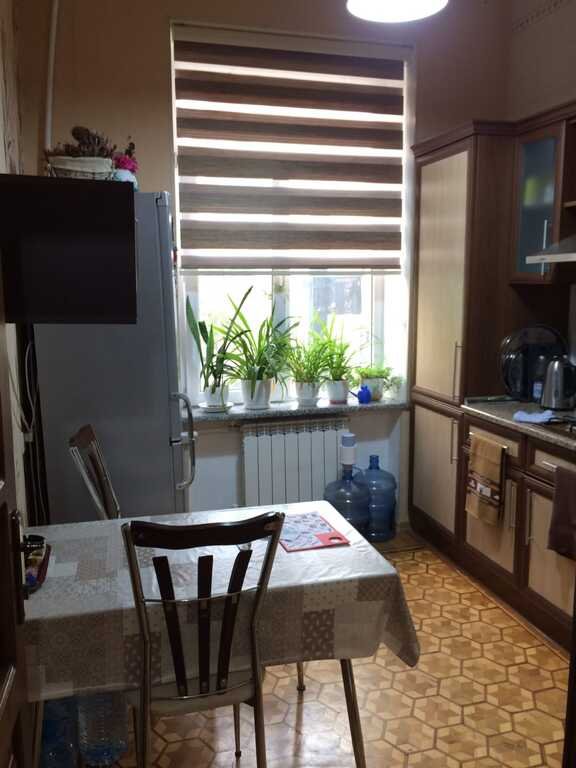 Kirayə verilir 2 otaqlı köhnə tikili, 55 m², 28 May m.-16