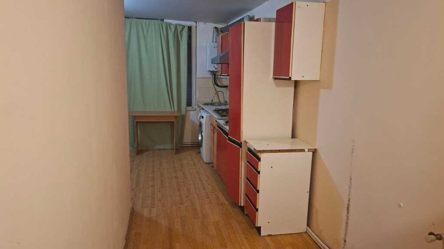 Kirayə verilir 2 otaqlı köhnə tikili, 80 m², İnşaatçılar m.-2