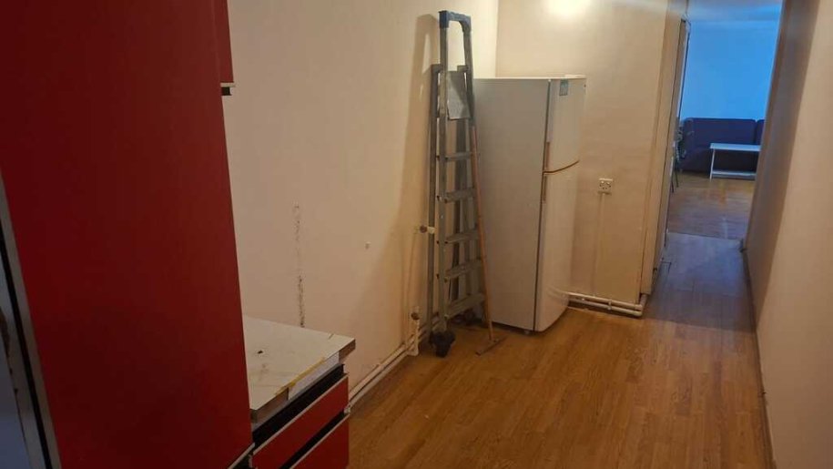 Kirayə verilir 2 otaqlı köhnə tikili, 80 m², İnşaatçılar m.-3