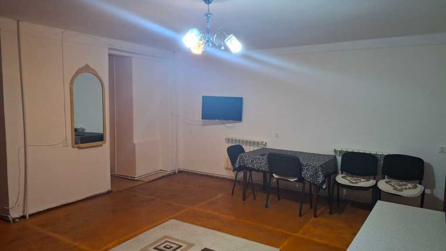 Kirayə verilir 2 otaqlı köhnə tikili, 80 m², İnşaatçılar m.-4