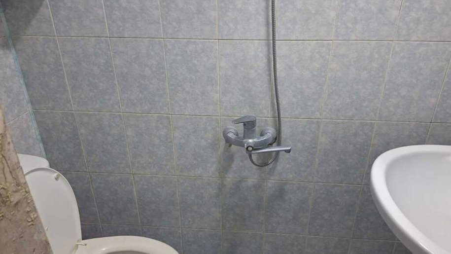 Kirayə verilir 2 otaqlı köhnə tikili, 80 m², İnşaatçılar m.-13