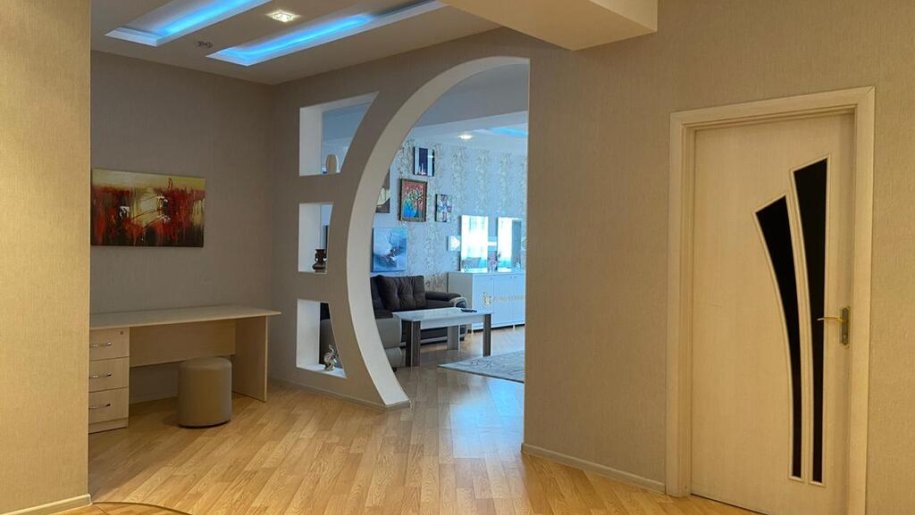Kirayə verilir 3 otaqlı yeni tikili, 150 m², 8 noyabr-4