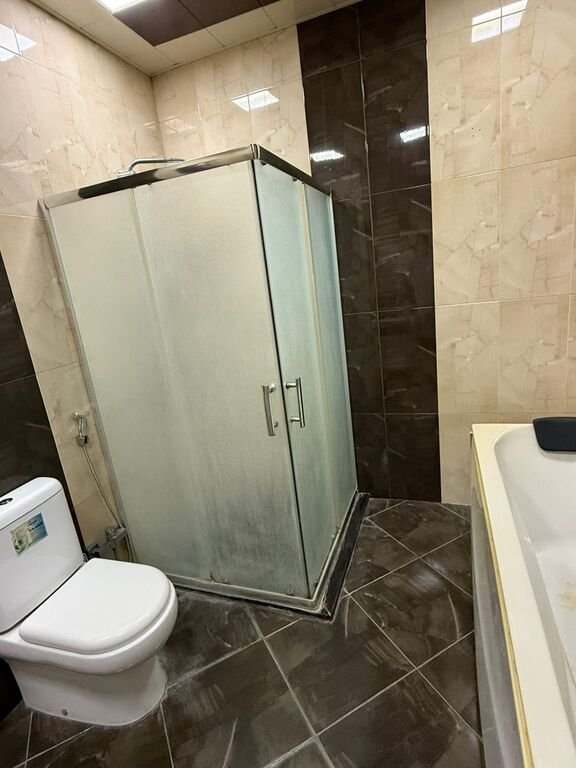 Kirayə verilir 3 otaqlı yeni tikili, 150 m², 8 noyabr-15