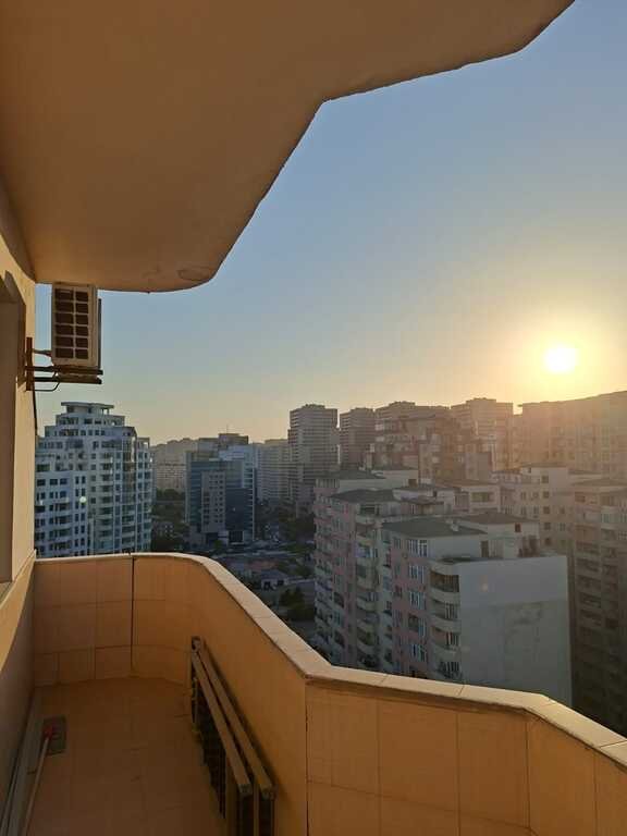 Satılır 3 otaqlı yeni tikili, 107 m², 8 noyabr-13