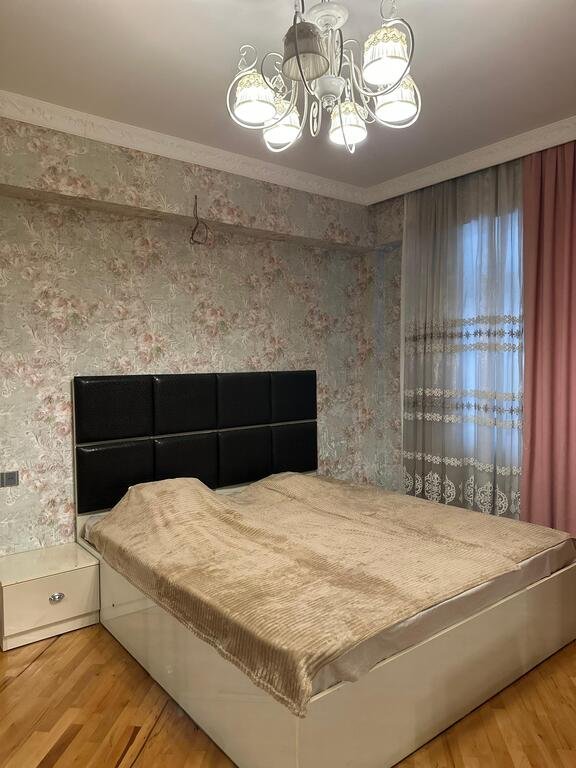 Kirayə verilir 3 otaqlı yeni tikili, 110 m², 20 Yanvar m.-4