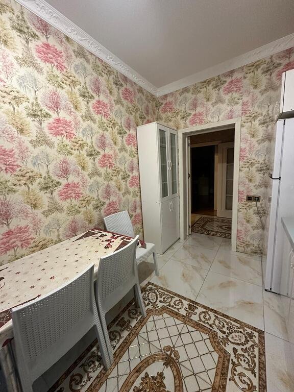 Kirayə verilir 3 otaqlı yeni tikili, 110 m², 20 Yanvar m.-9
