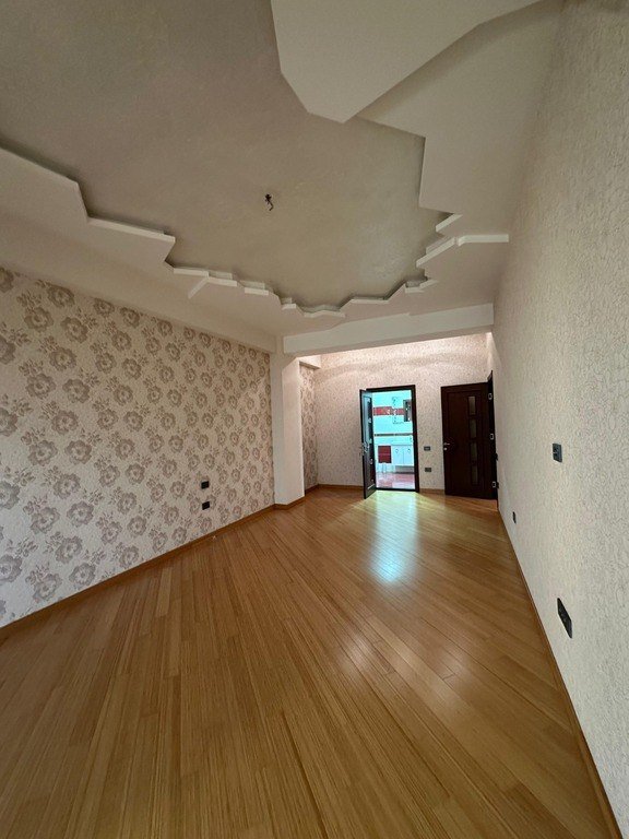 Satılır 4 otaqlı yeni tikili, 316 m², 28 May m.-5