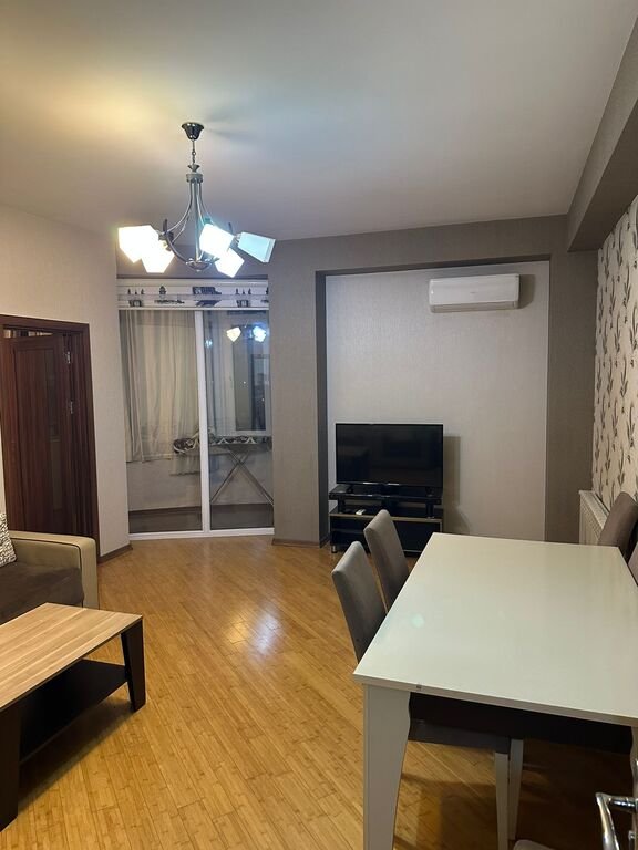 Satılır 2 otaqlı yeni tikili, 77.3 m², İnşaatçılar m.-3