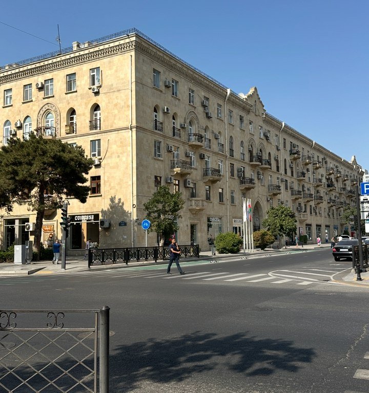 Satılır 2 otaqlı köhnə tikili, 60 m², 28 May m.-2