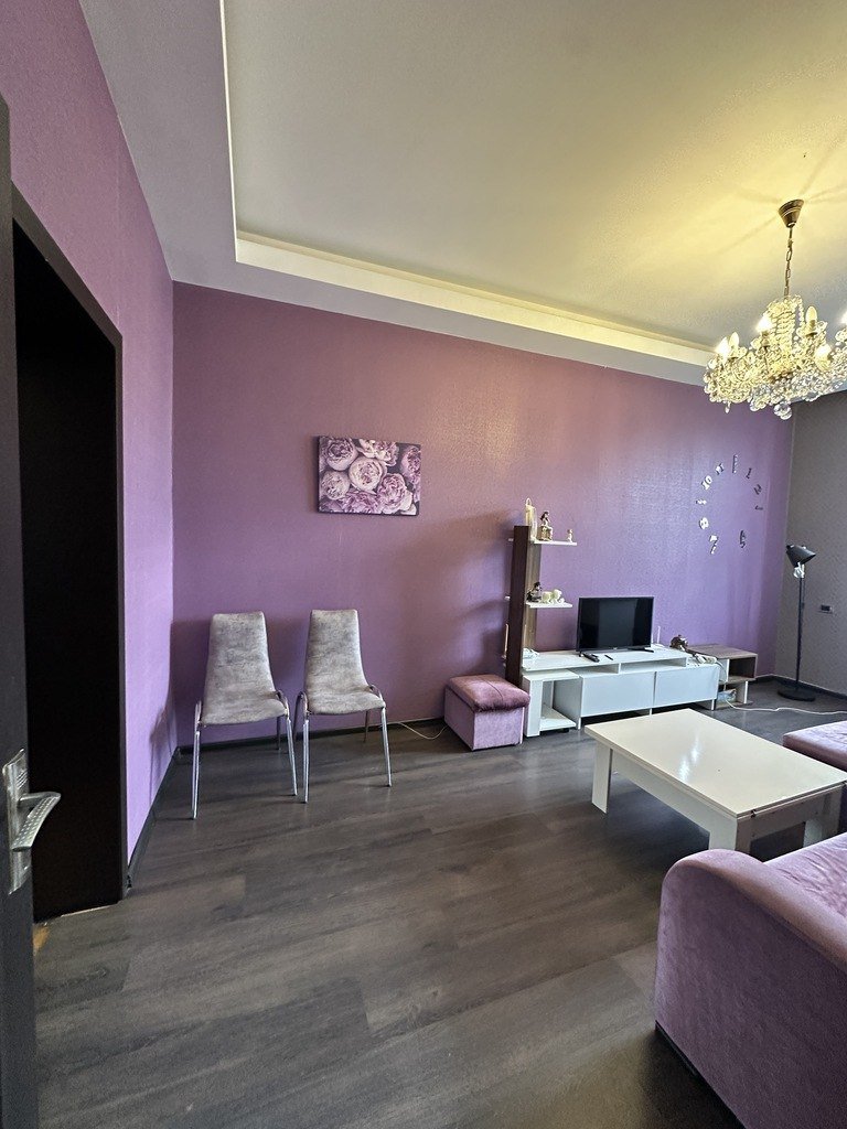 Satılır 2 otaqlı köhnə tikili, 60 m², 28 May m.-5
