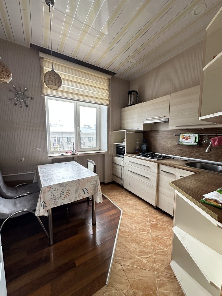 Satılır 2 otaqlı köhnə tikili, 60 m², 28 May m.-19