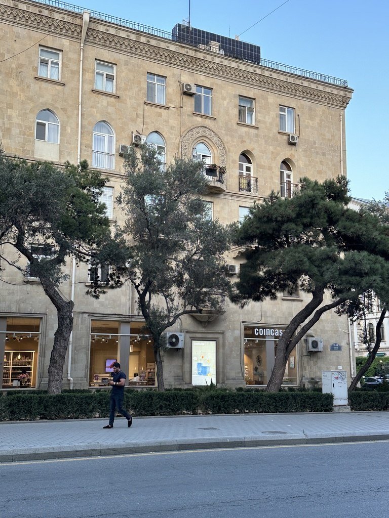 Satılır 2 otaqlı köhnə tikili, 60 m², 28 May m.-28