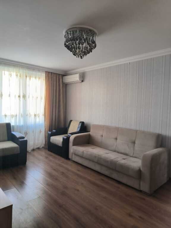 Kirayə verilir 2 otaqlı köhnə tikili, 45 m², Qara Qarayev m.-1