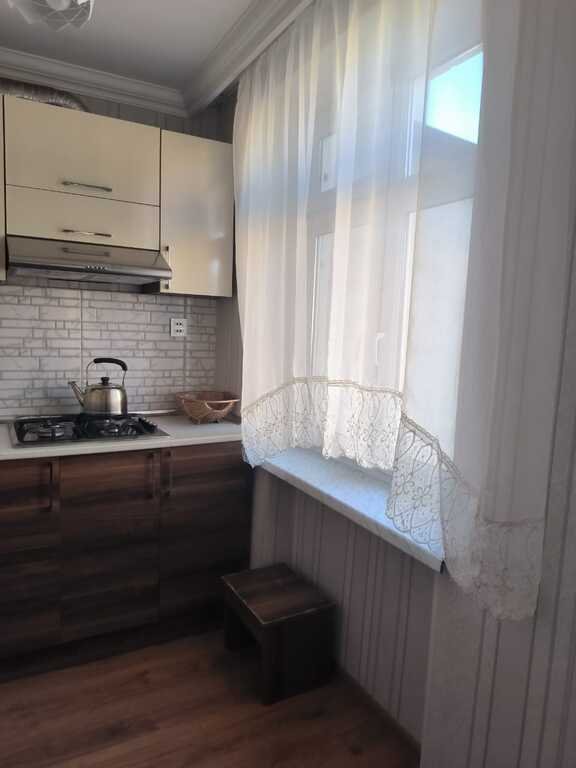 Kirayə verilir 2 otaqlı köhnə tikili, 45 m², Qara Qarayev m.-4