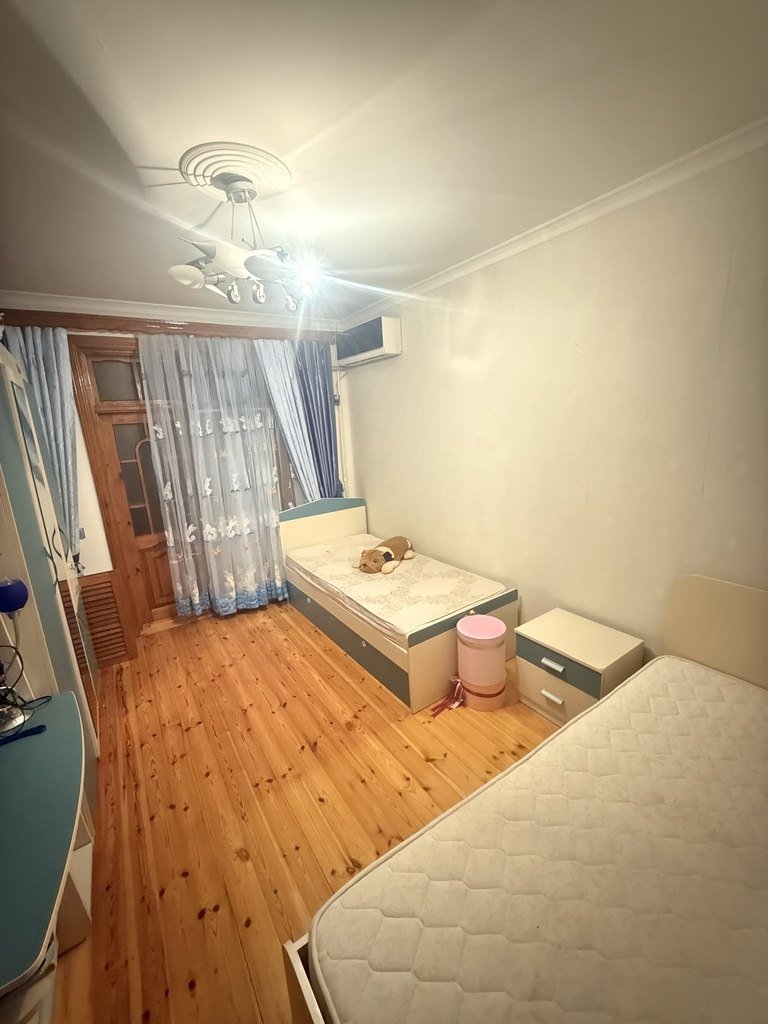 Kirayə verilir 4 otaqlı köhnə tikili, 120 m², Həzi Aslanov m.-12